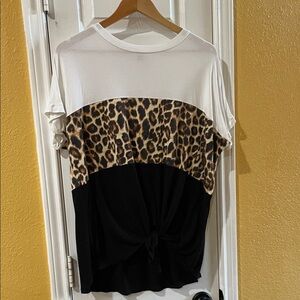 Chic Leopard Print and Black Women's Tee